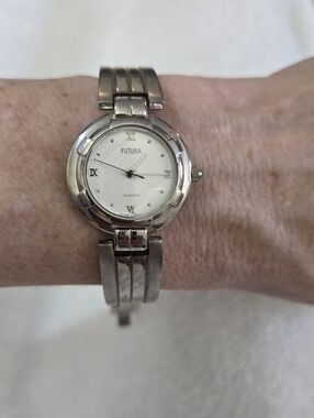 Futura Quartz Women Watch Stainless Steel Silver